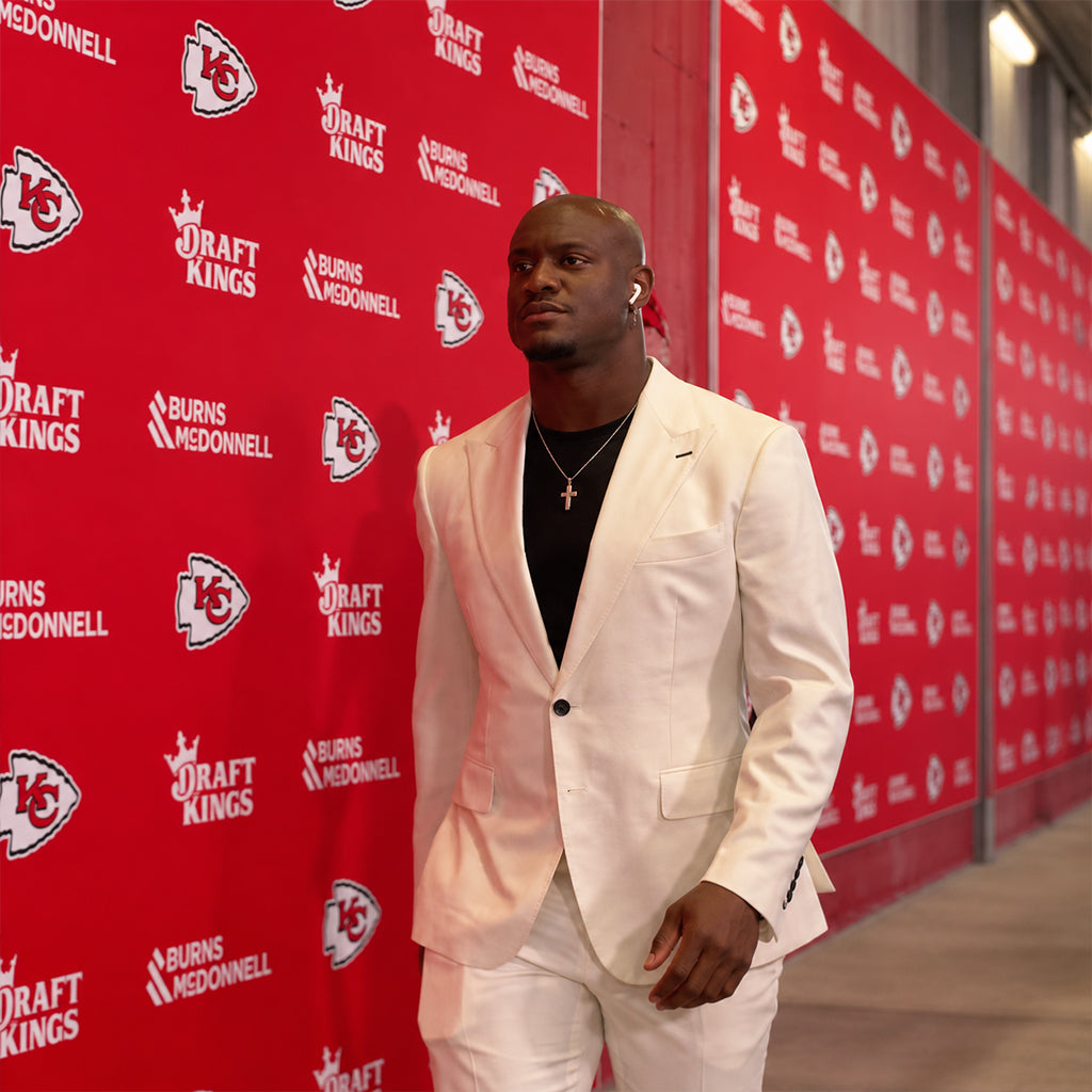 Chiefs KC 2026 Kenneth Walker III Suit