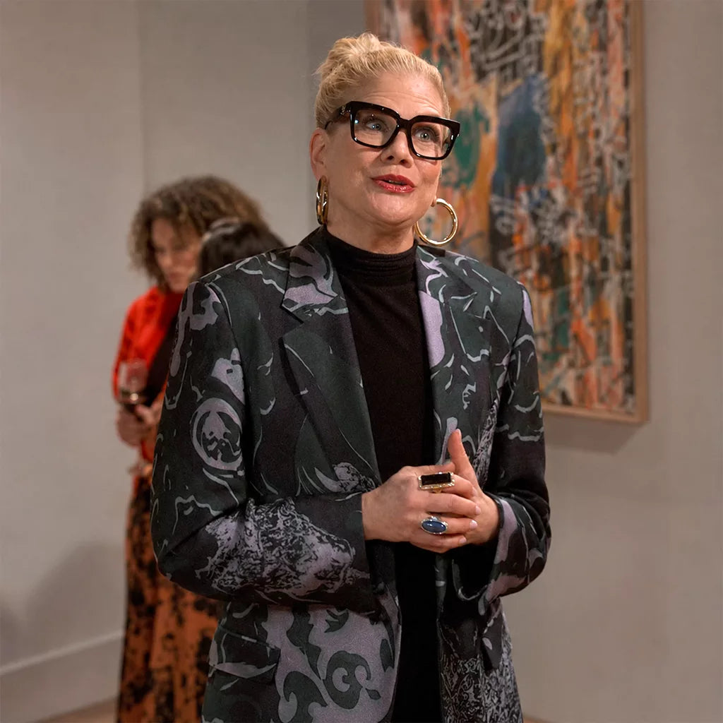 Leanne S02 Kristen Johnston Crepe Blazer