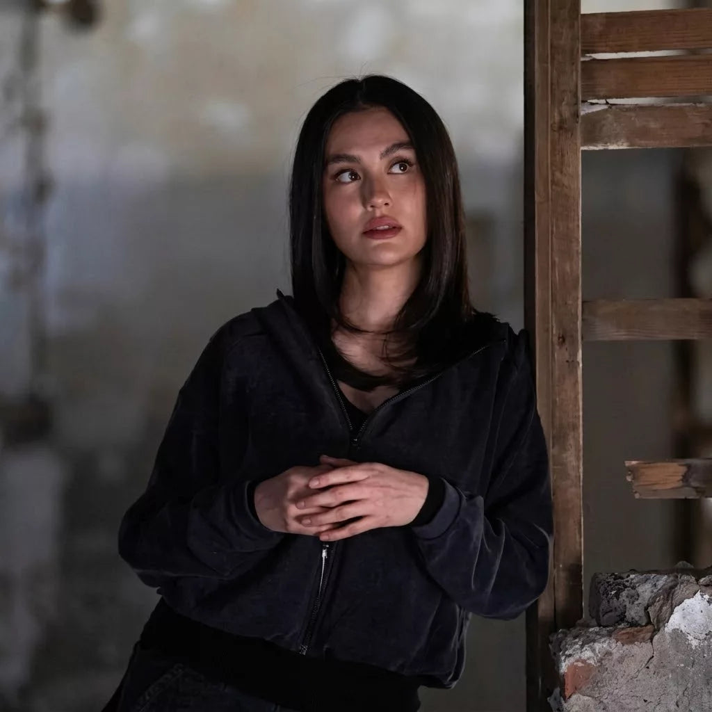 Reacher S04 Lila Hoth Jacket